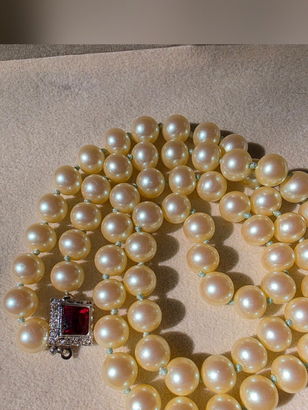 24" Richeliue Classic Cream Pearl Necklace with Red Gem Clasp